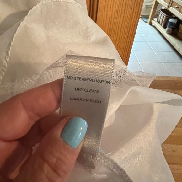 Dress Barn Women Plus Black and White Floral Sleeveless Dress - Picture 4 of 6